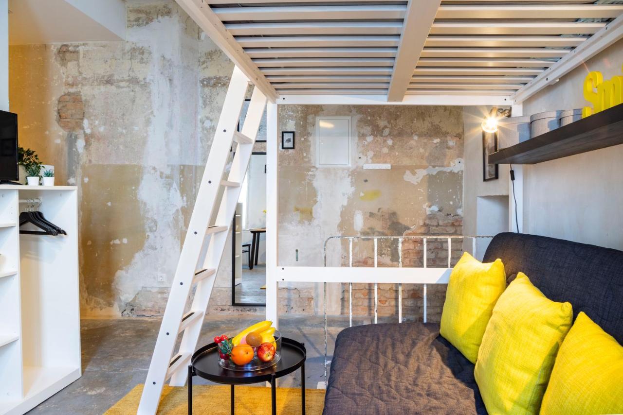 Shabby Chic Apartment +Freshly Furnished +Self Check-In Berlim Exterior foto