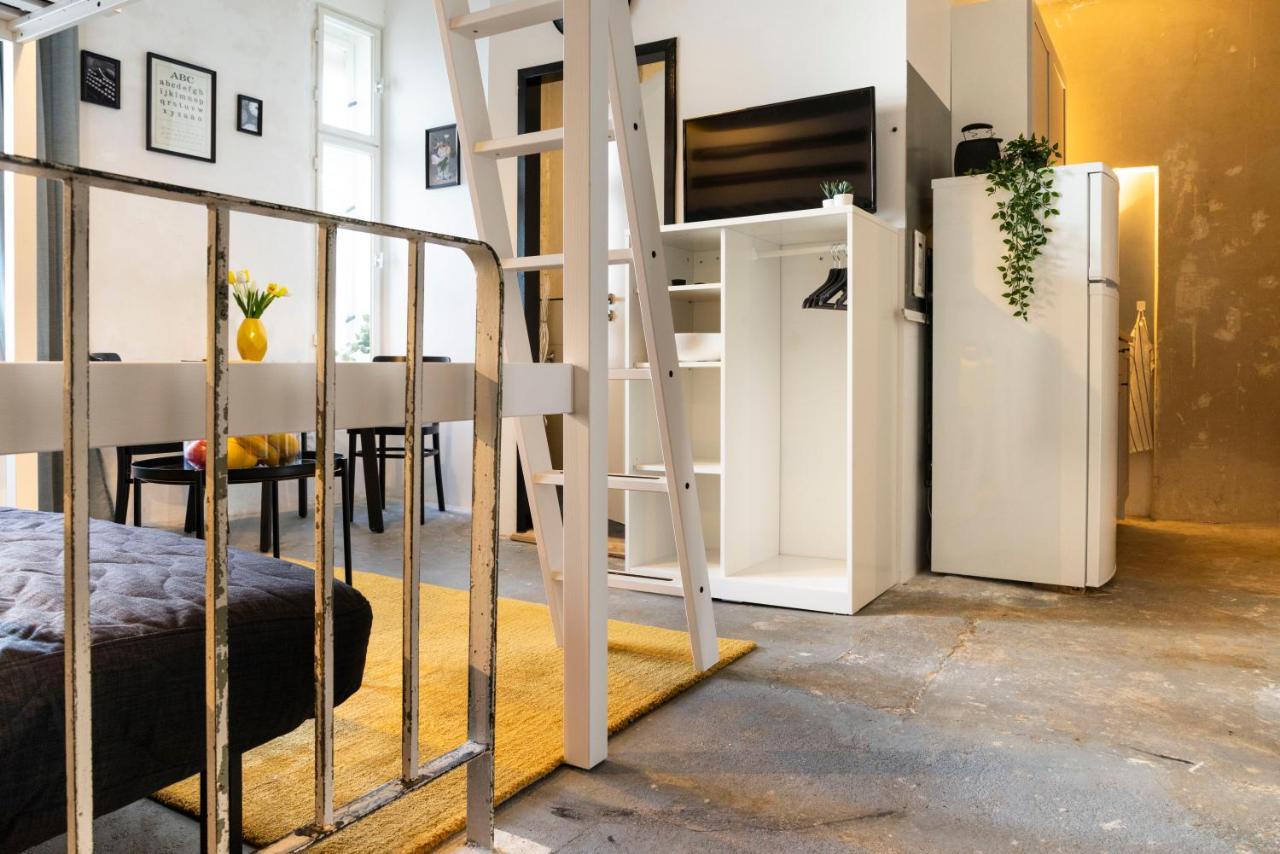Shabby Chic Apartment +Freshly Furnished +Self Check-In Berlim Exterior foto